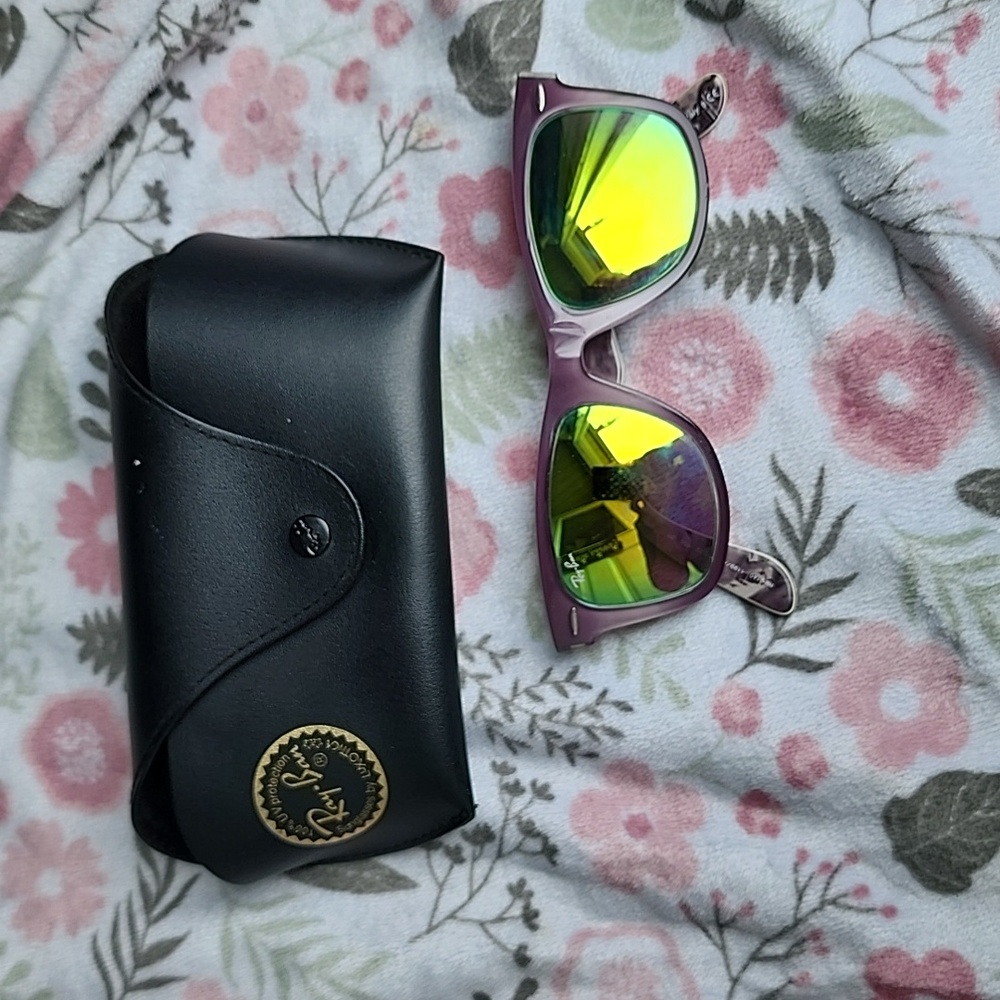 🎉 SOLD 🎉 Ray ban sunglasses